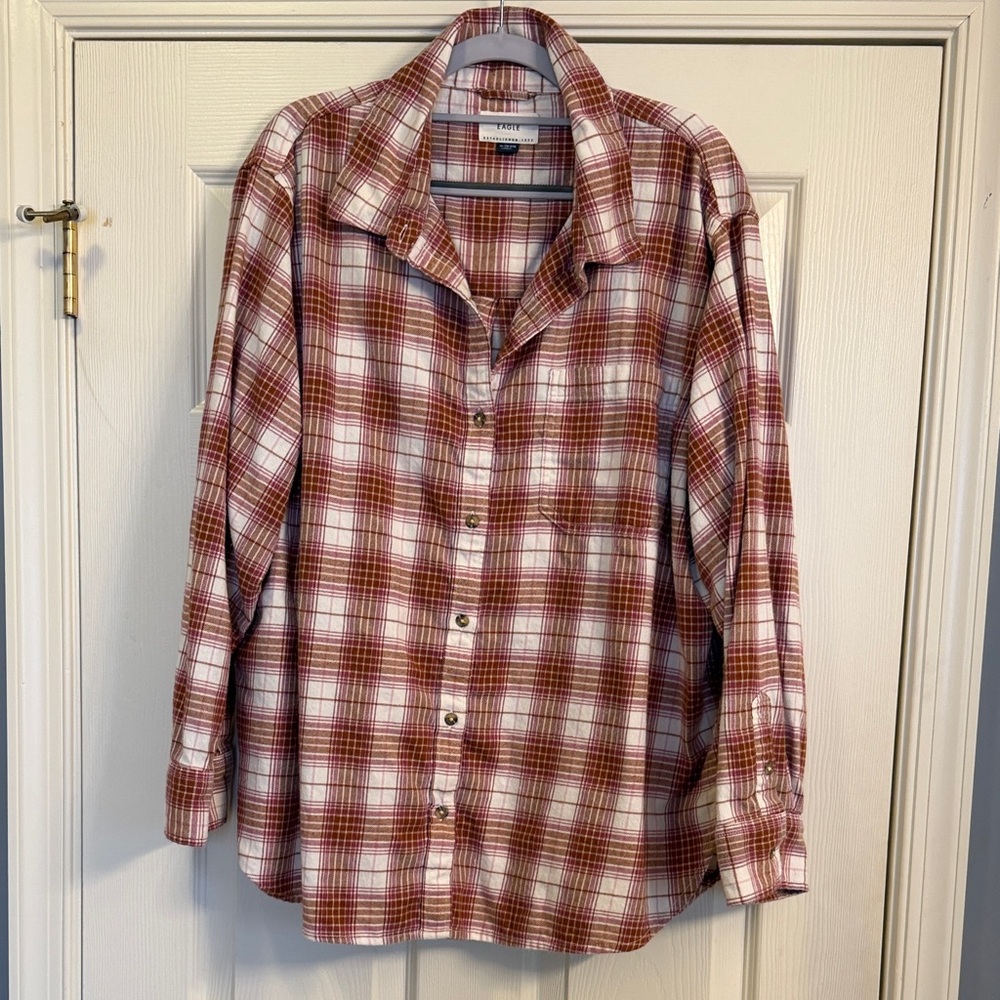 American Eagle Outfitters Burgundy and White Flannel Shirt